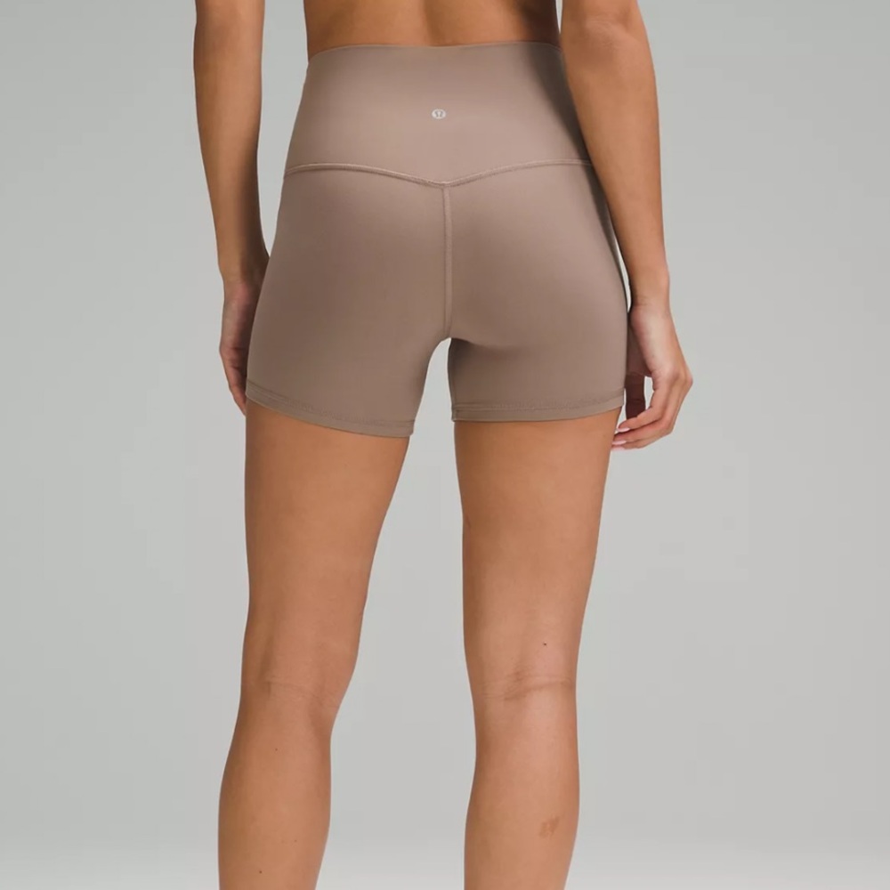 lululemon align shorts 🤍